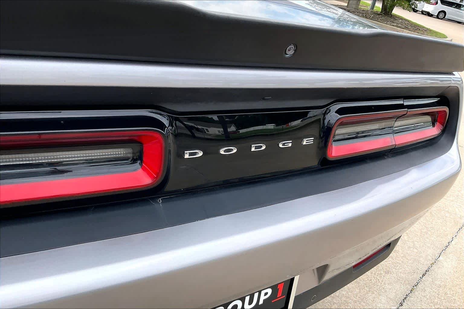 Used 2016 Billet Clear Coat Dodge SXT Plus image 29