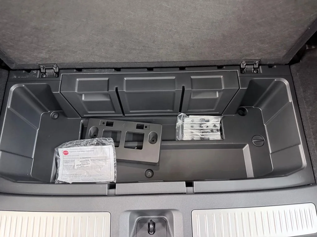 Used 2024 Blue INFINITI Sensory image 40
