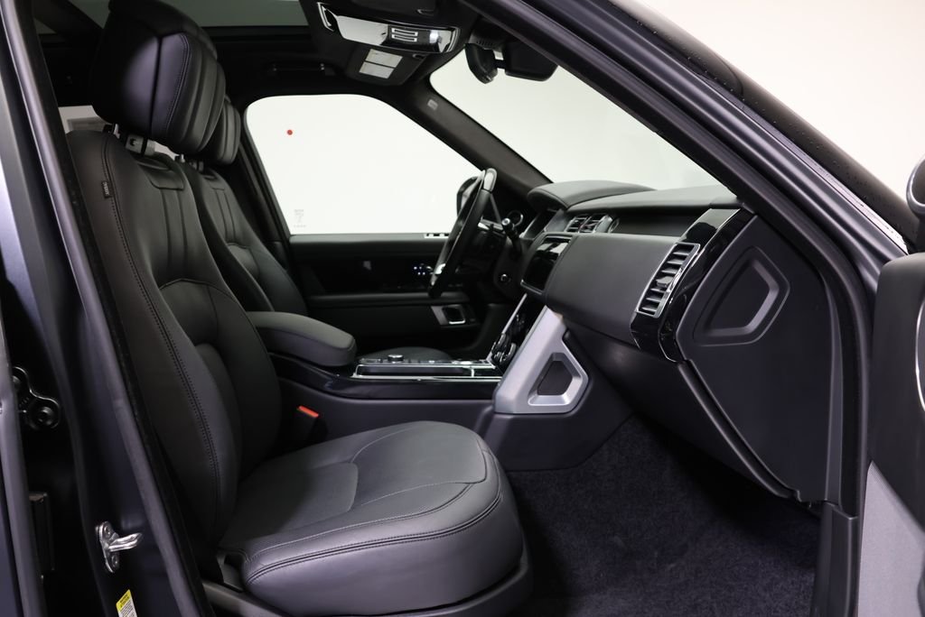 Used 2019  Land Rover 5.0L V8 Supercharged image 39
