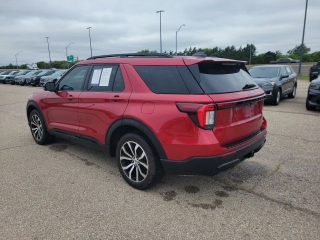 Used 2025 Red Metallic Ford ST-Line image 24