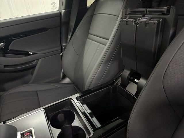 New 2026 Santorini Black Land Rover Dynamic image 36