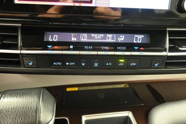Used 2022 Gray Toyota XLE image 37