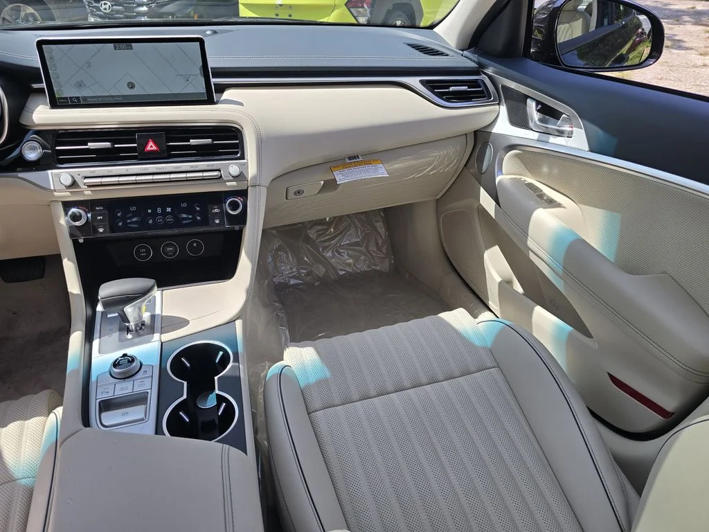 New 2026 Black Genesis 2.5T Prestige image 9