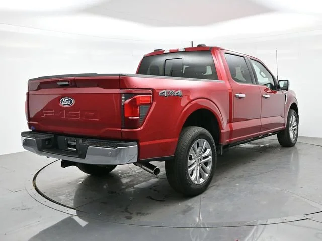 Used 2024 Rapid Red Met Tinted Cc Ford XLT image 7