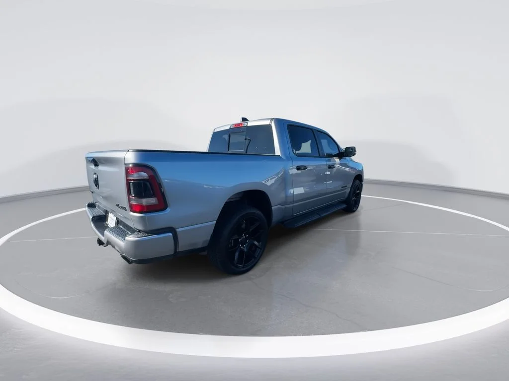 Used 2024 Silver Ram Laramie image 8