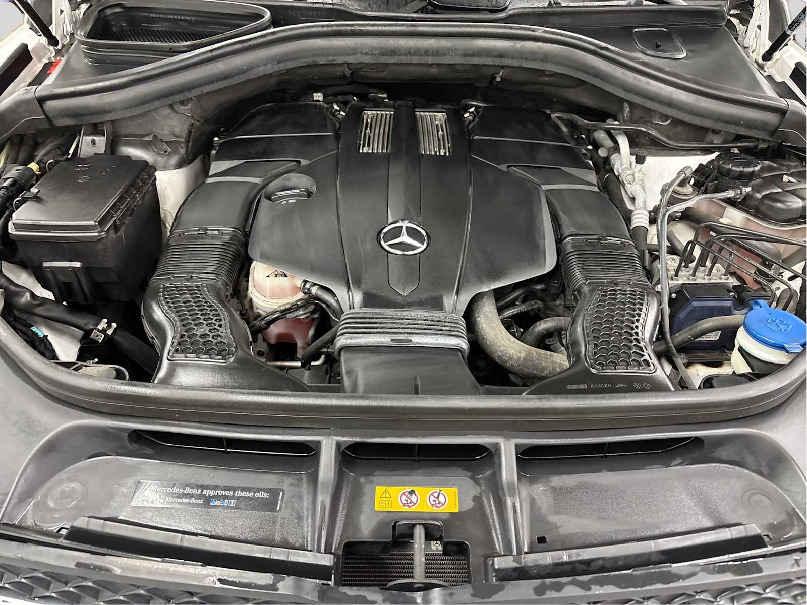 Used 2019 Polar White Mercedes-Benz GLS 450 image 15