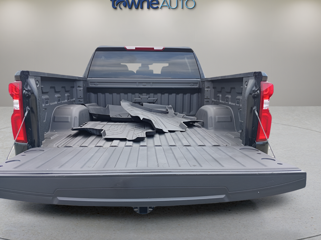 Used 2026 Black Chevrolet RST image 28