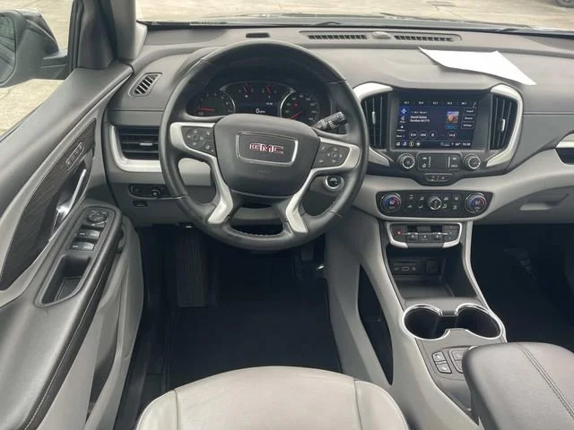 2024 GMC Terrain SLT - Photo 11