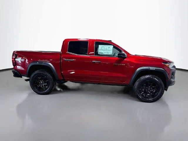2026 Chevrolet Colorado Trail Boss - Photo 6