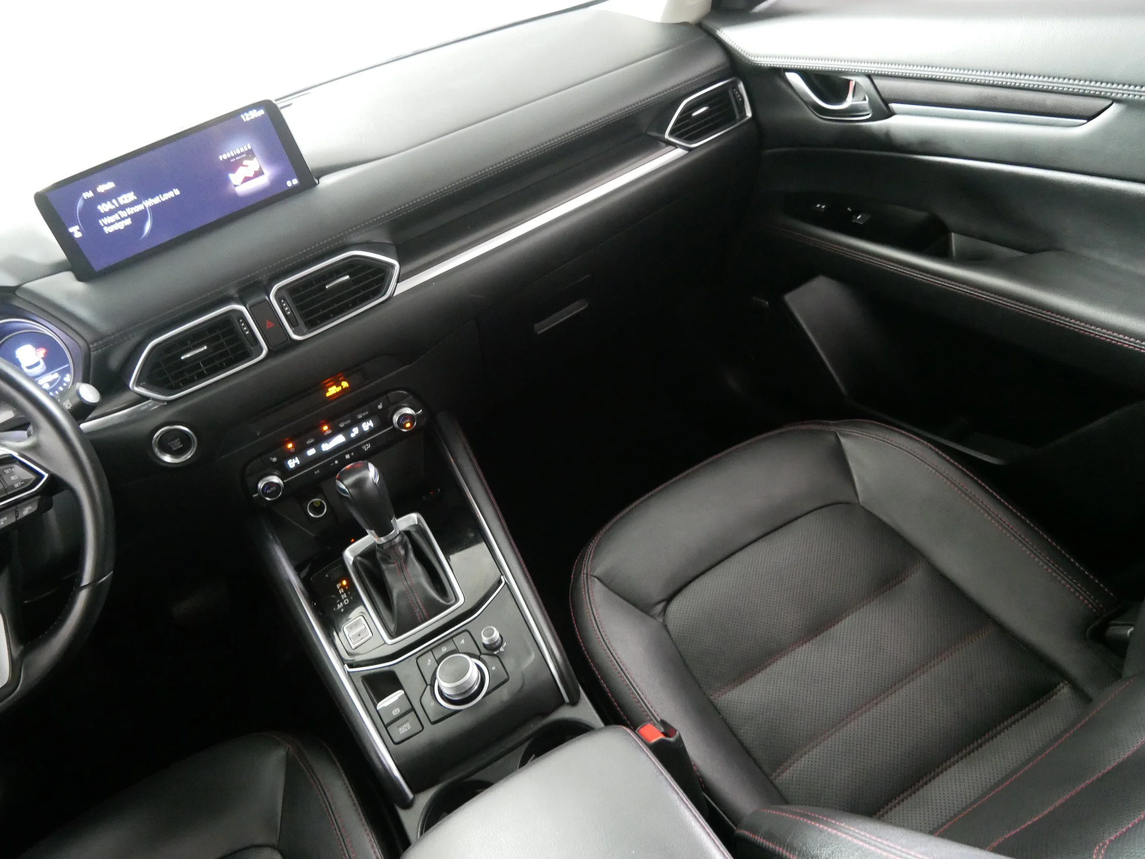 Used 2024 Polymetal Gray Metallic Mazda 2.5 S Carbon Edition image 11
