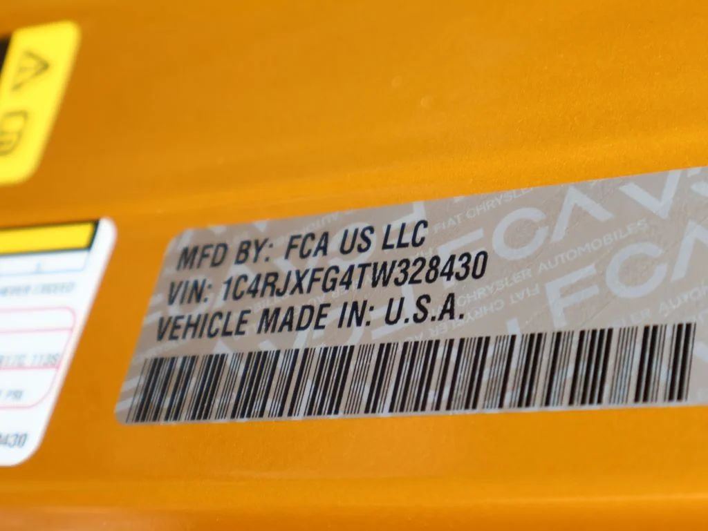 New 2026 Goldilocks Exterior Paint Jeep Rubicon image 39