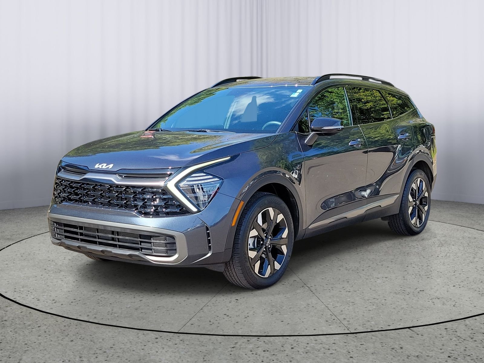 Used 2024 Gray Kia X-Line image 5