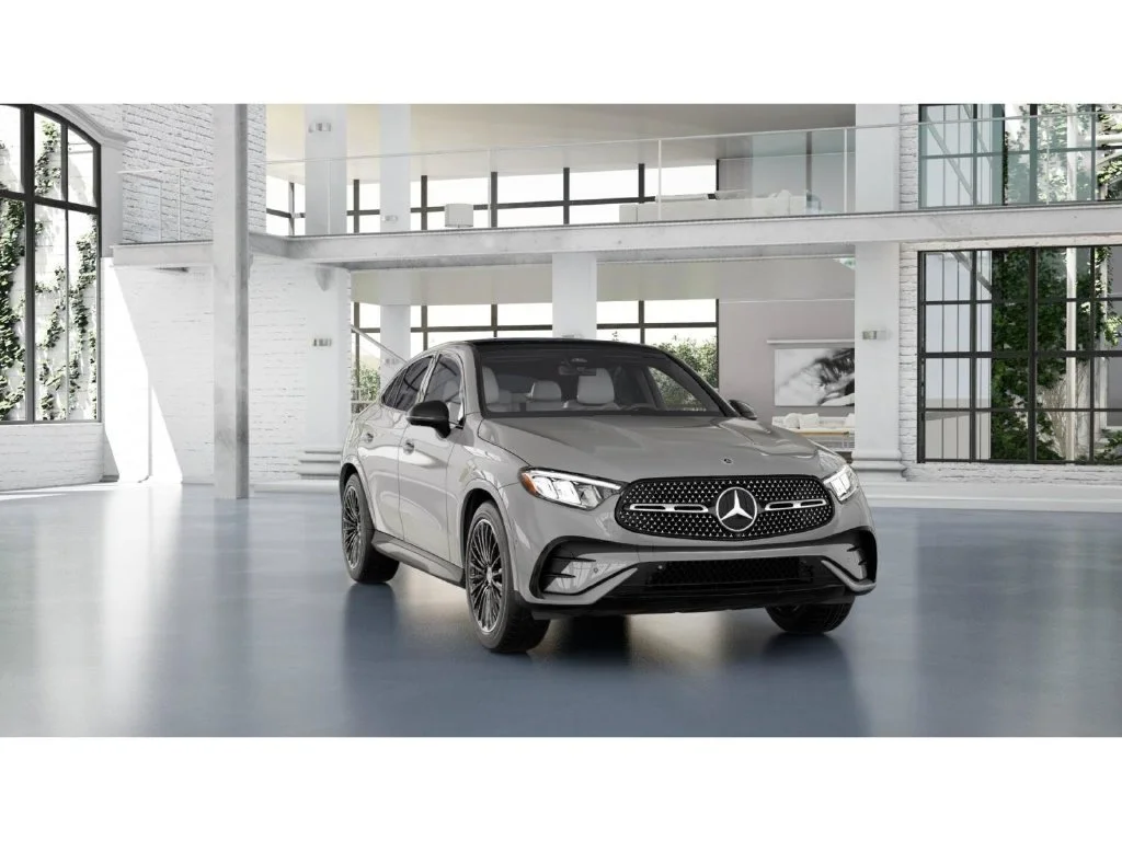 New 2027 White Mercedes-Benz GLC 300 Coupe image 9