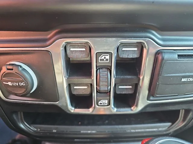 Used 2022 Black Jeep Unlimited Sport S image 27