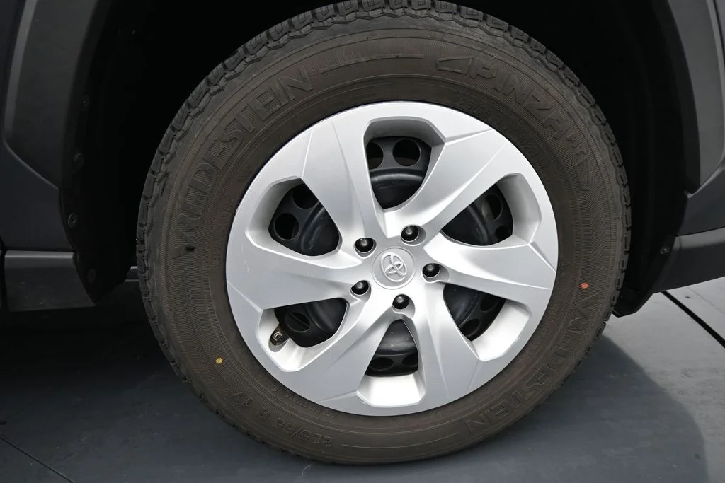 Used 2023 Gray Toyota LE image 10