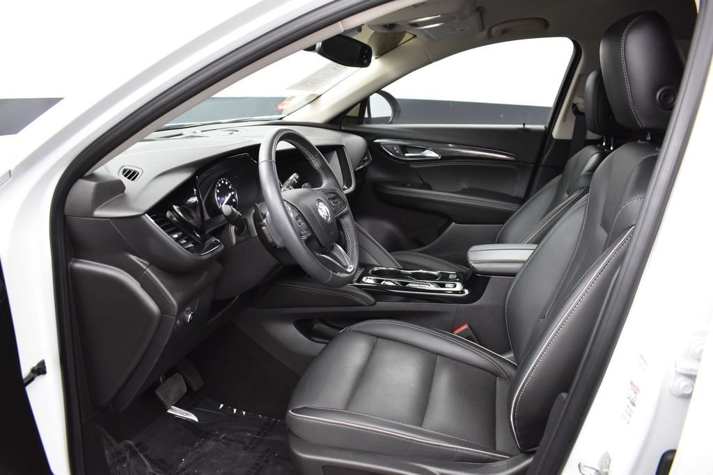 Used 2023 Summit White Buick Essence image 11