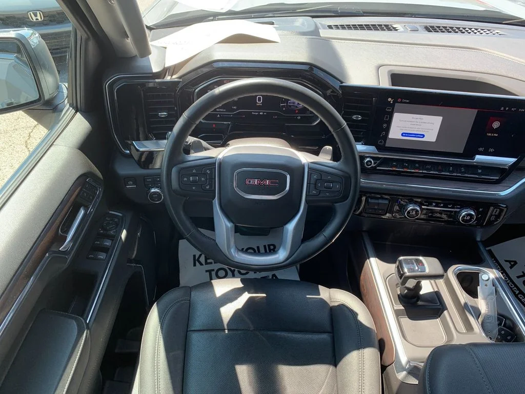 Used 2024 Silver GMC SLT image 14