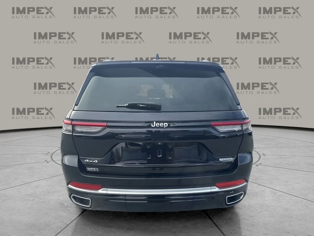 Used 2022 Black Jeep Summit image 4
