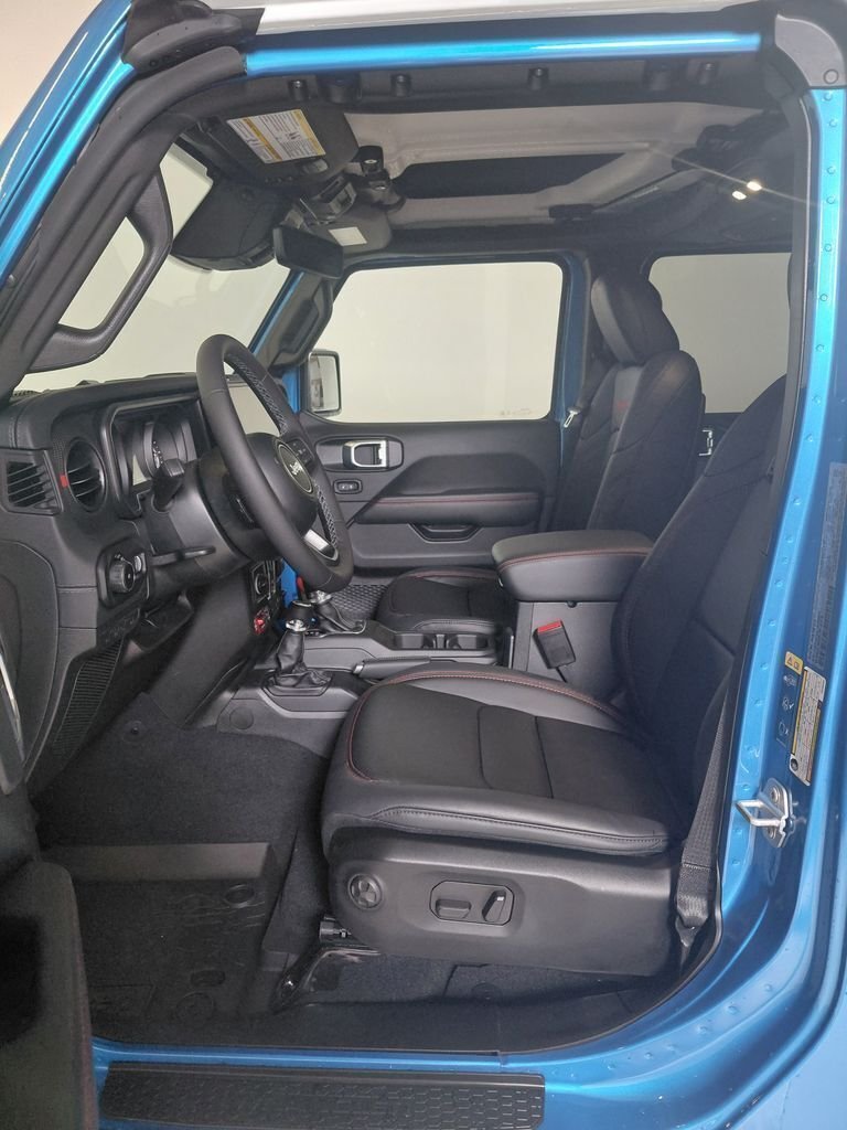 New 2026 Hydro Blue Pearlcoat Jeep Rubicon X image 11