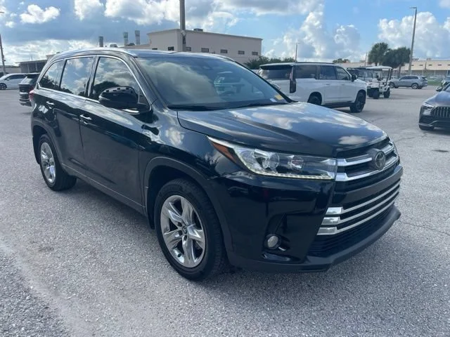 Used 2018 Midnight Black Metallic Toyota Limited image 1