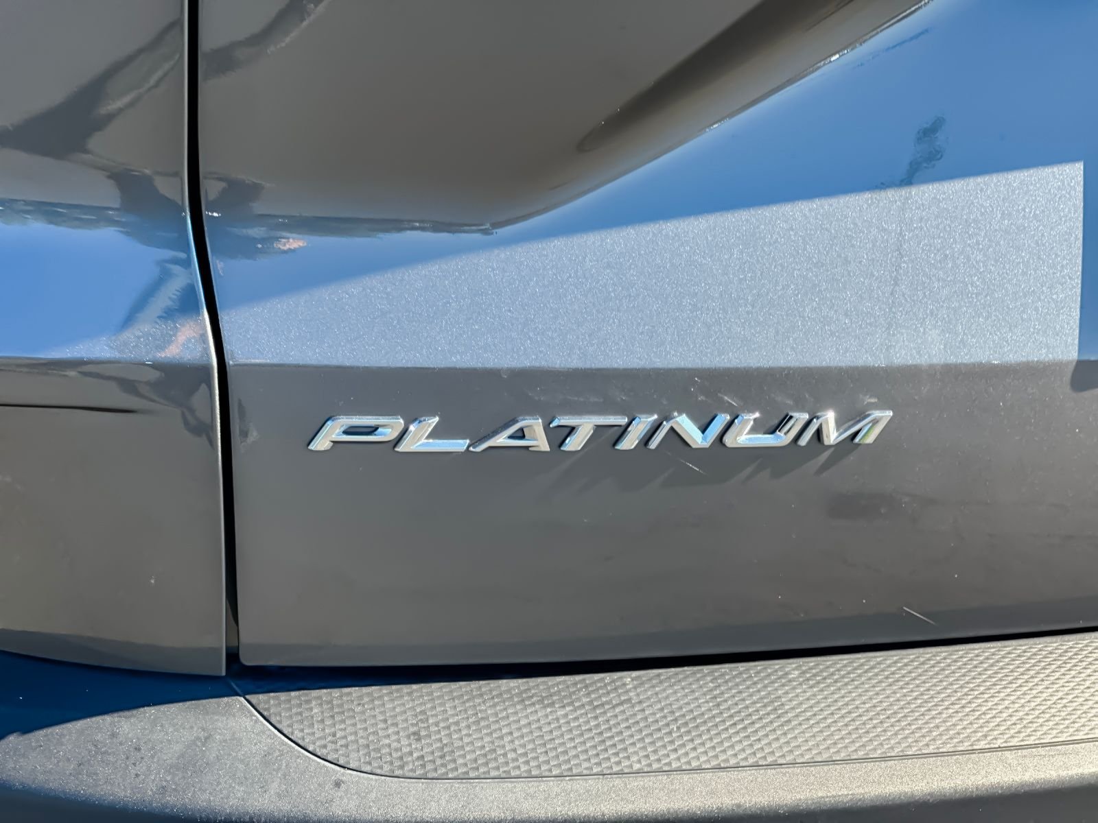 Used 2024 Gray Ford Platinum image 27