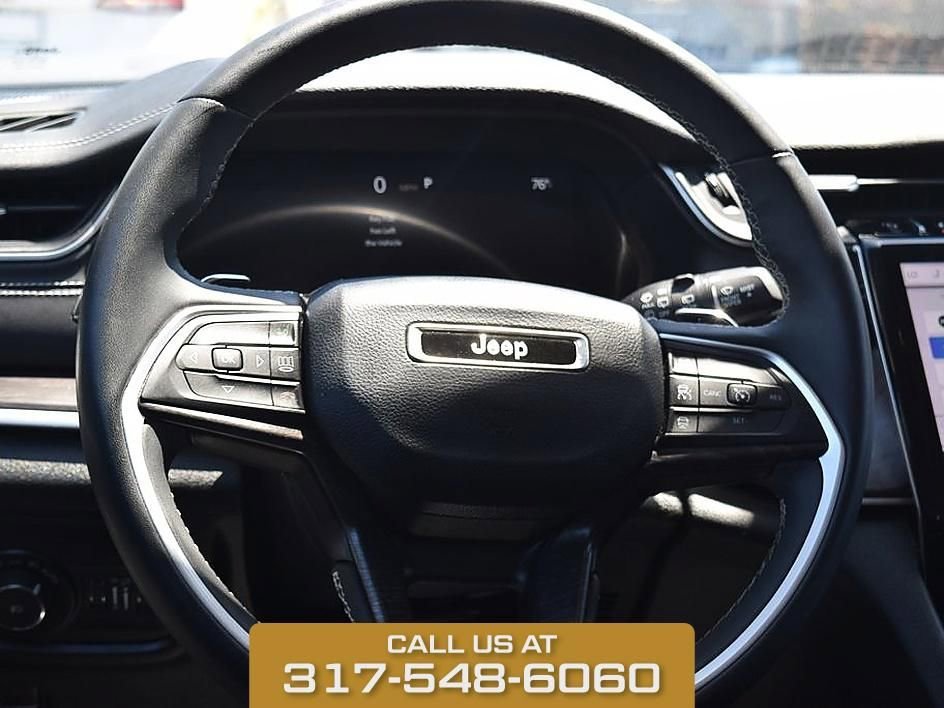 Used 2023 Silver Zynith Jeep Limited image 10