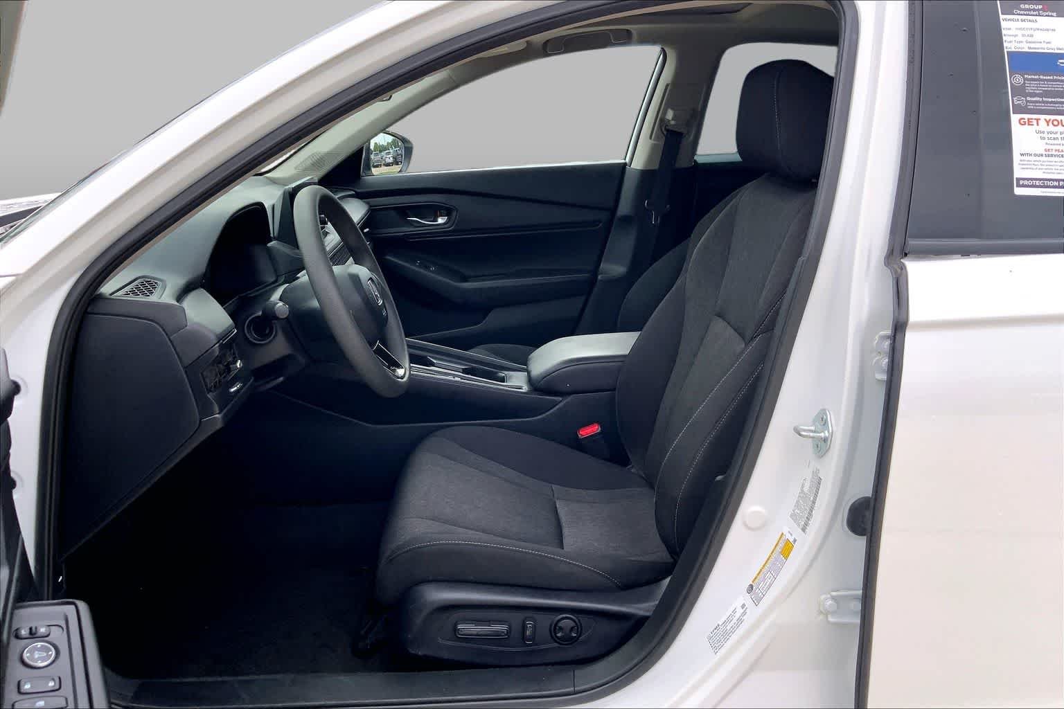 Used 2023 Meteorite Gray Metallic Honda EX image 8
