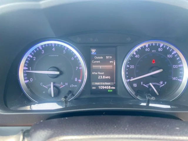 Used 2018 Blizzard Pearl Toyota Limited image 17