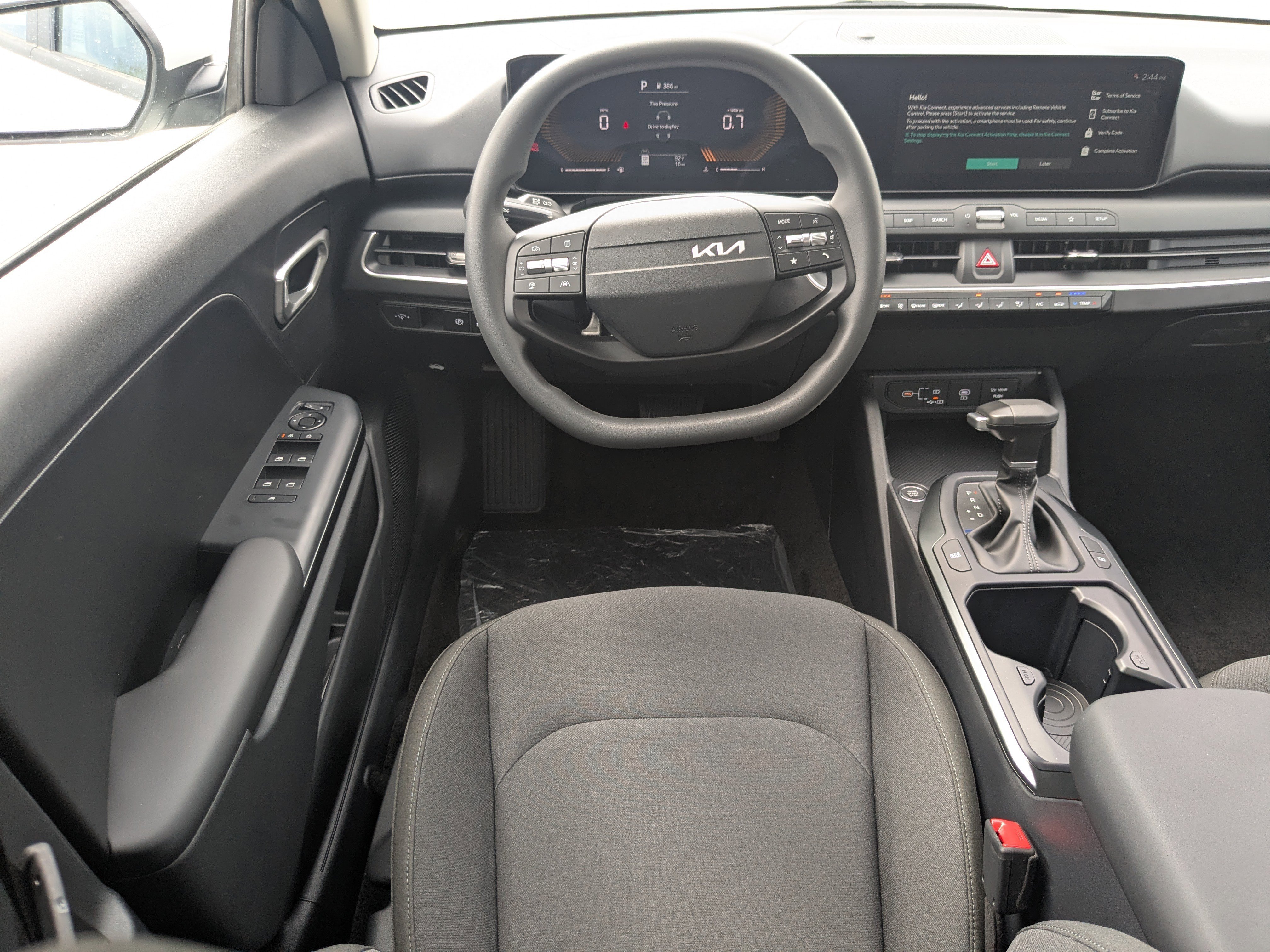 New 2026 Snow White Pearl Kia LX image 17