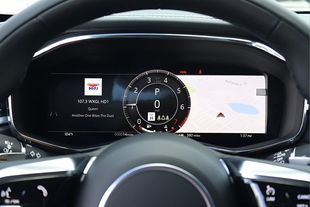 2026 Jaguar F-Pace R-Dynamic S - Photo 19