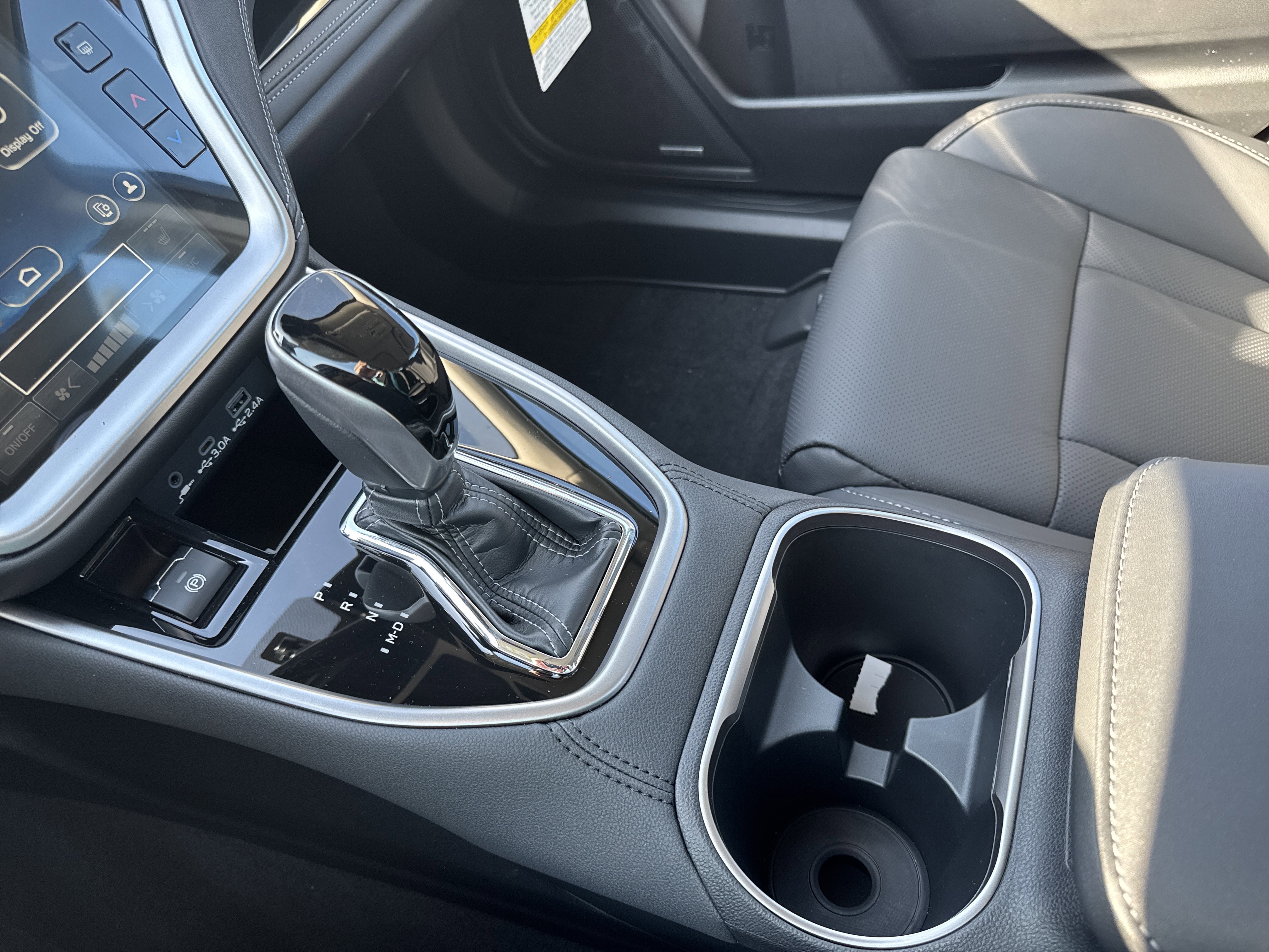 2025 Subaru Legacy Limited - Photo 24