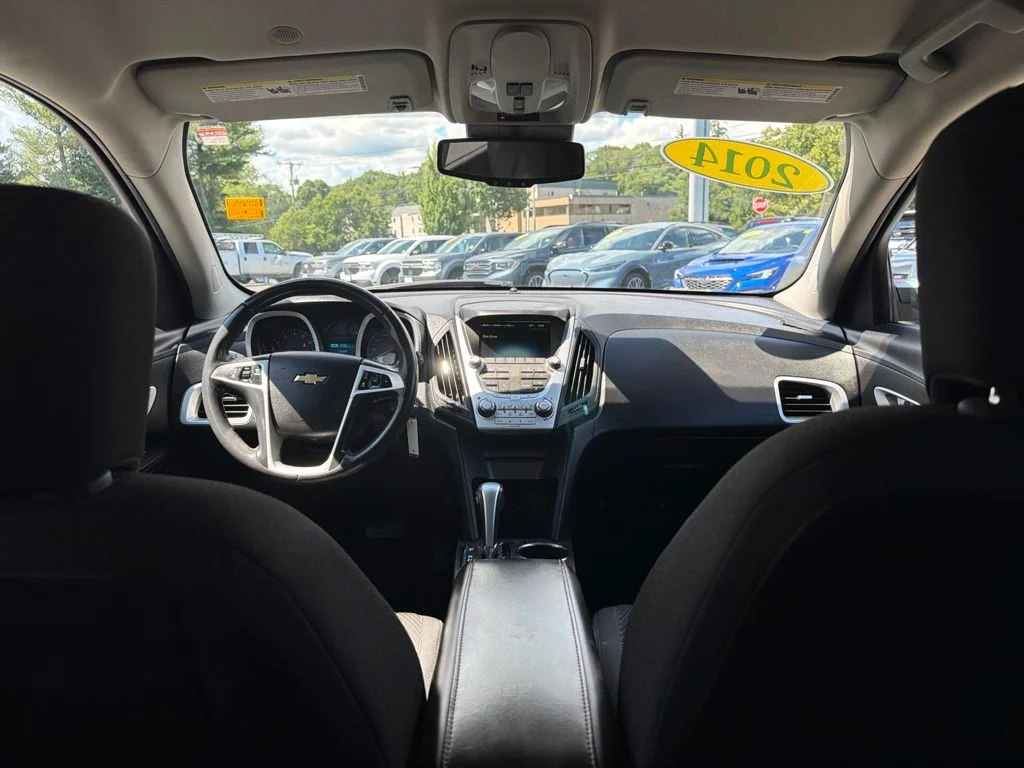 Used 2014 Silver Topaz Metallic Chevrolet LT image 14