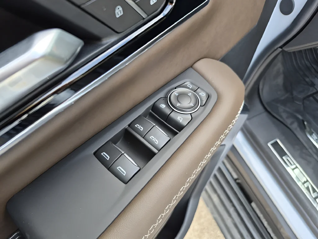 New 2026 GMC Yukon Denali Ultimate, photo 17