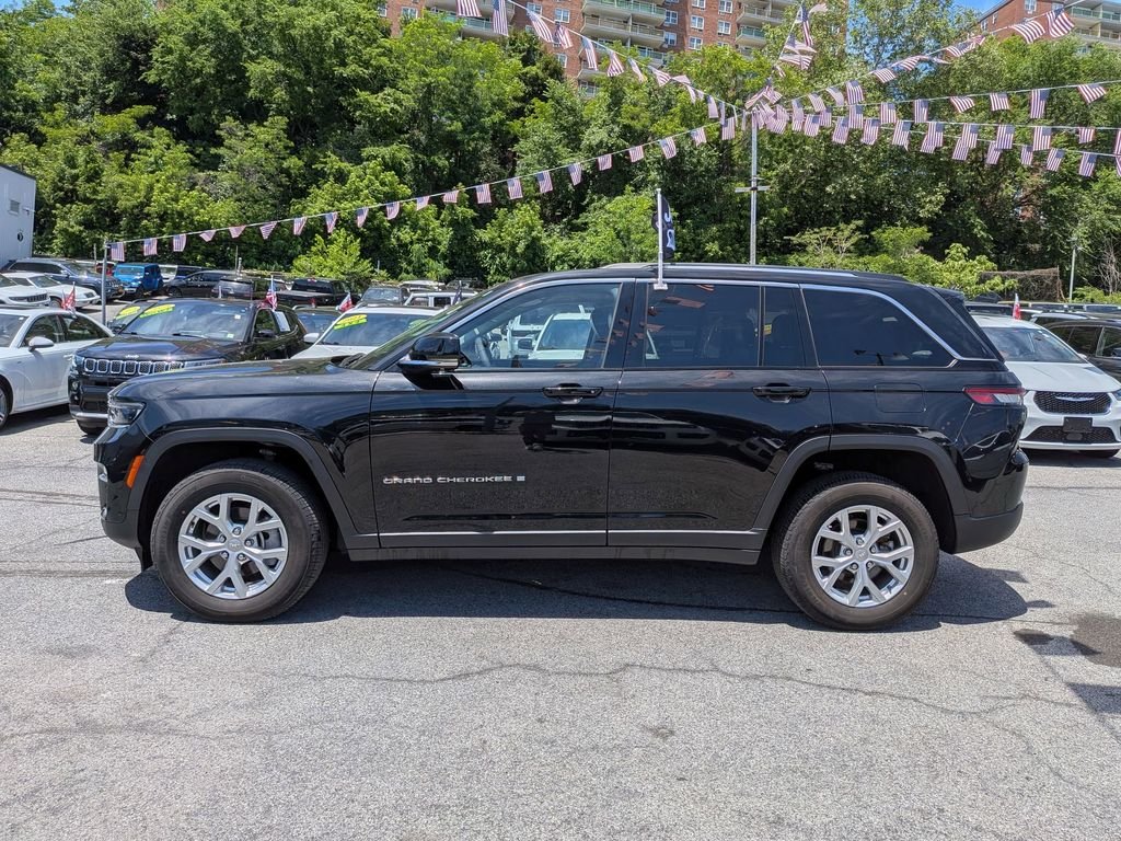 Used 2023 Black Jeep Limited image 11