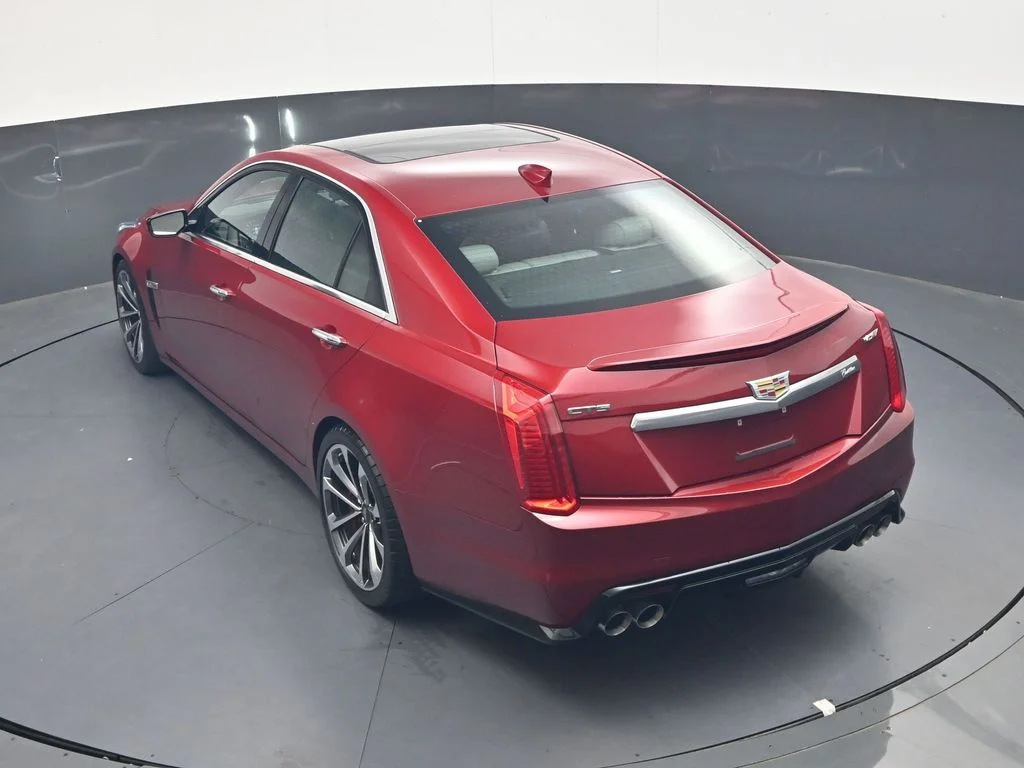 Used 2016 Red Cadillac 2SV image 42