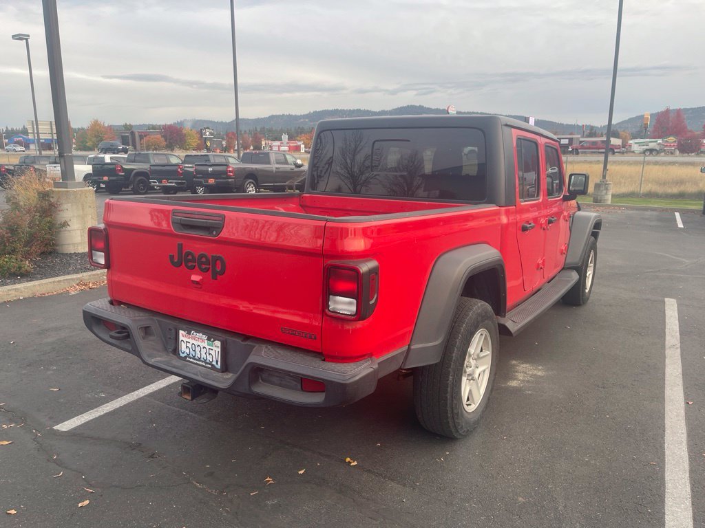Used 2020 Red Jeep Sport image 5