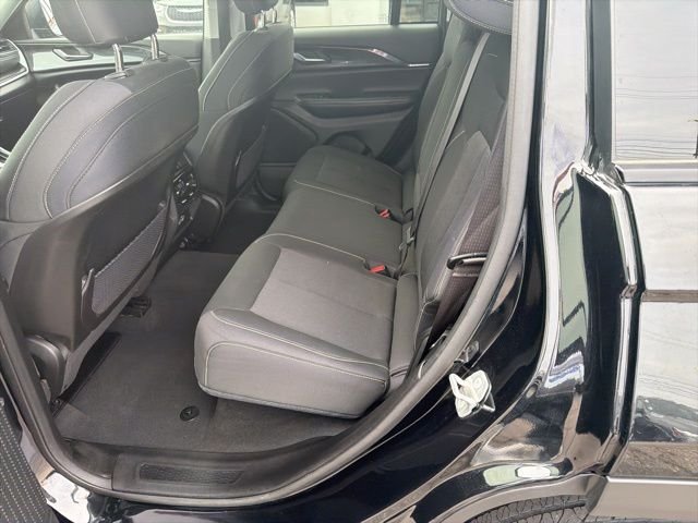 Used 2023 Black Jeep Laredo image 10