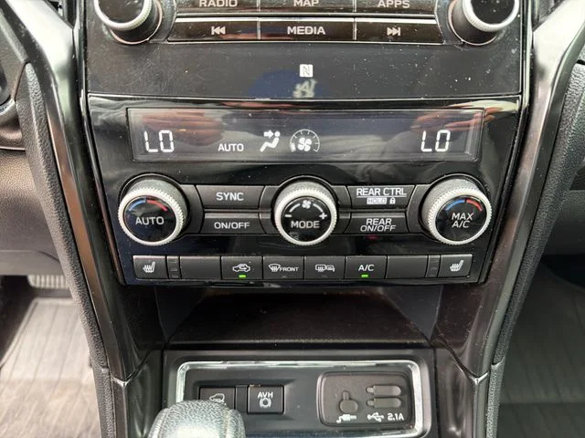 Used 2022 Blue Subaru Onyx Edition image 14