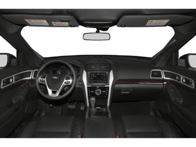 Used 2015  Ford Limited image 7