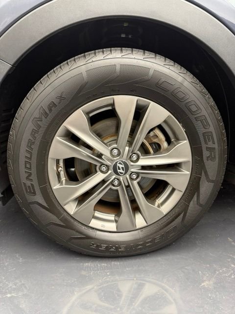 Used 2014 Blue Hyundai Base image 42