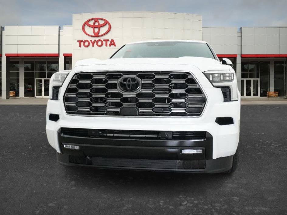 New 2026 Wind Chill Pearl Toyota Platinum image 13