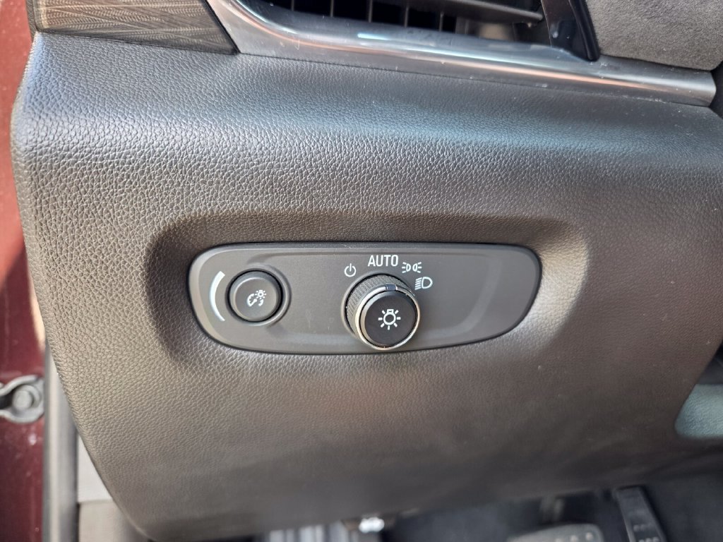 2023 Chevrolet Traverse High Country - Photo 8