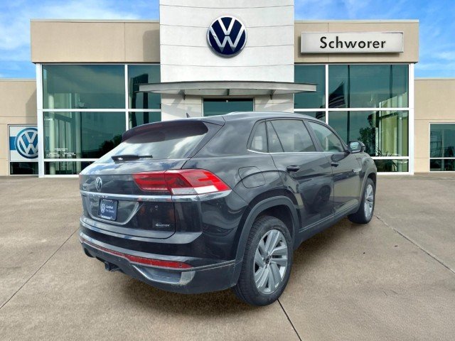 Certified Used 2023 Deep Black Pearl Volkswagen 2023 VOLKSWAGEN ATLAS CROSS SPORT 3.6L V6 SE W/TEC image 3