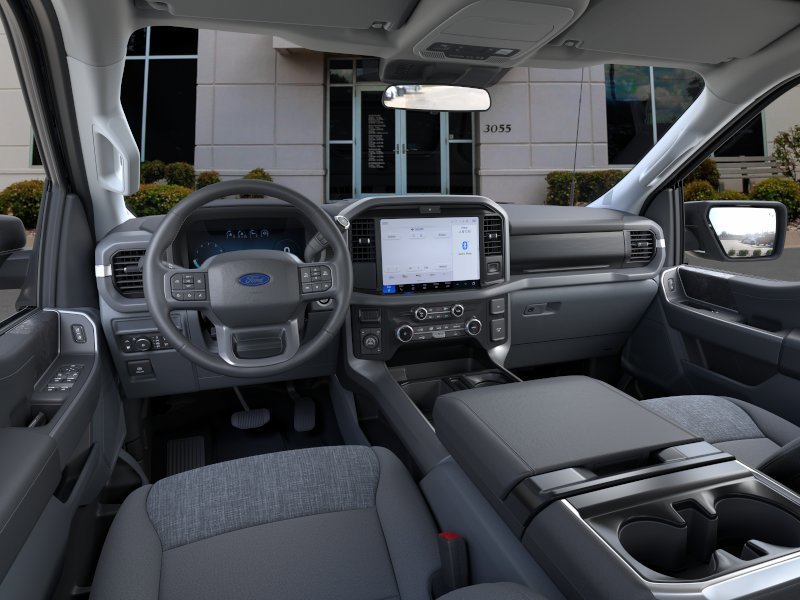 New 2026 Agate Black Metallic Ford XLT image 9