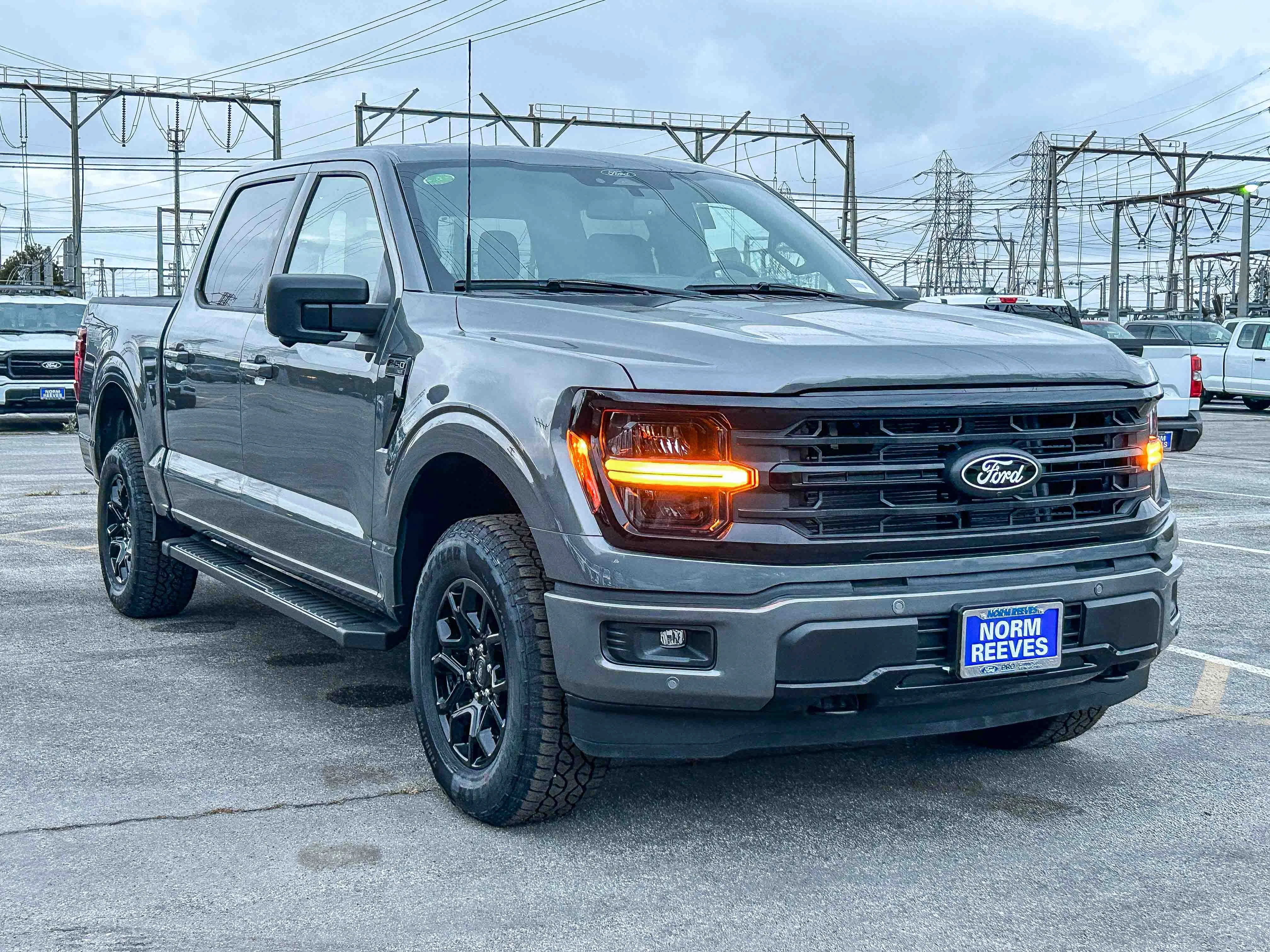 New 2026 Gray Ford XLT image 3