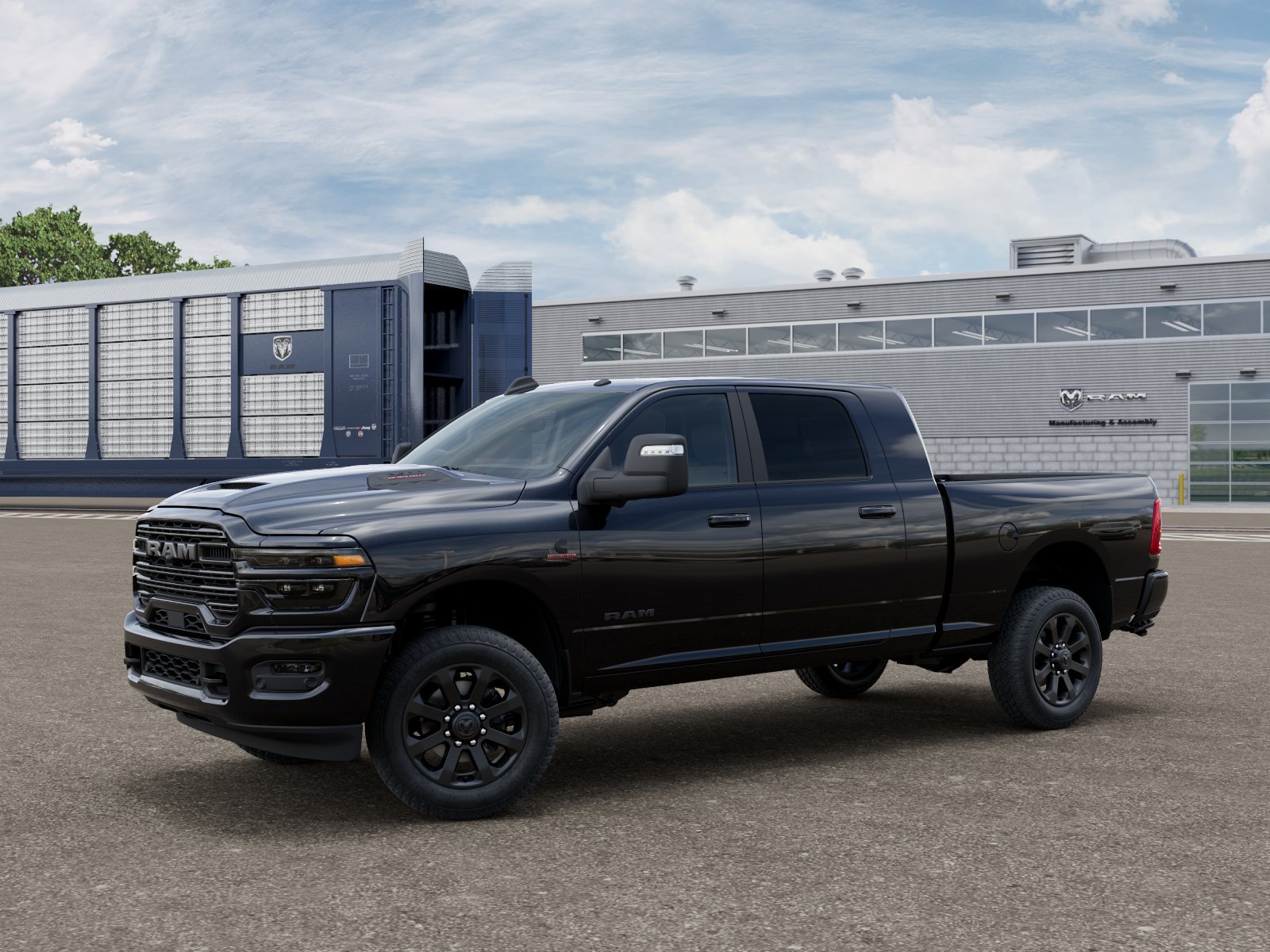 New 2026 Diamond Black Crystal Pearl-Coat Exterior Paint RAM Laramie image 48