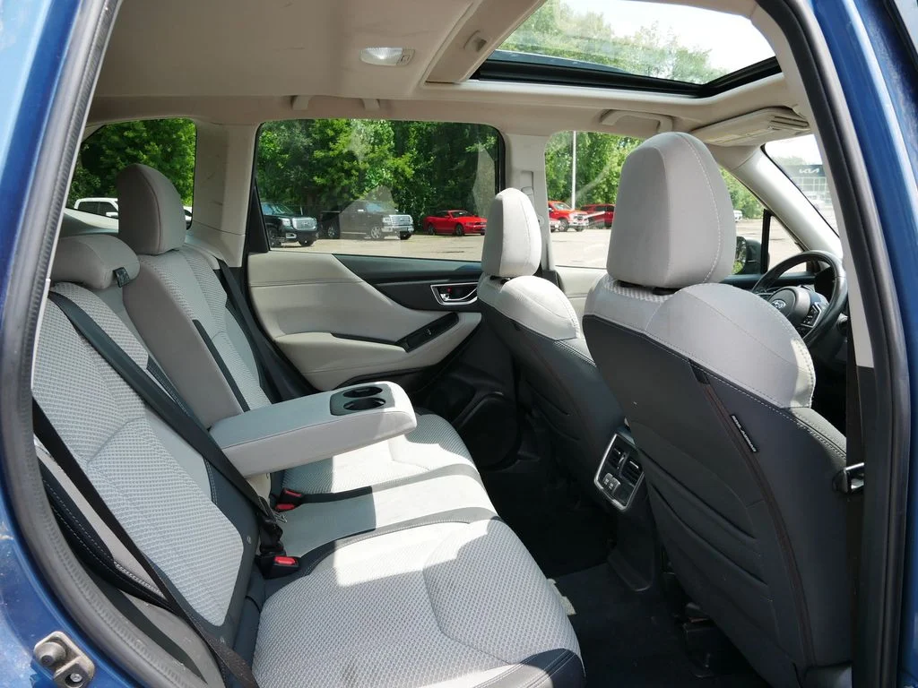 Certified Used 2020 Blue Subaru Premium image 9