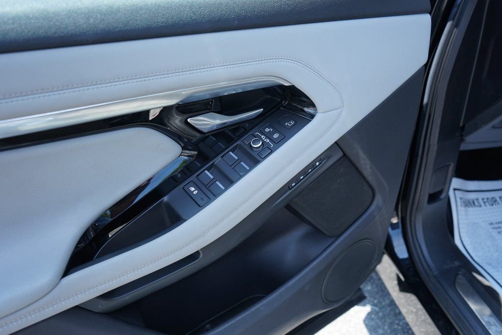 2020 Land Rover Range Rover Evoque SE - Photo 27