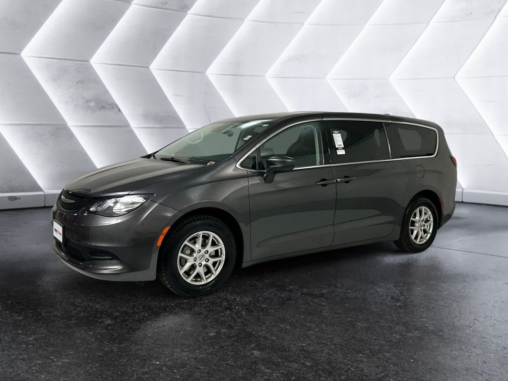 Used 2023 Gray Chrysler LX image 3