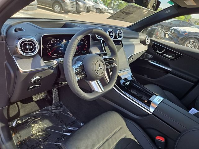 New 2026 Black Mercedes-Benz GLC300 image 25